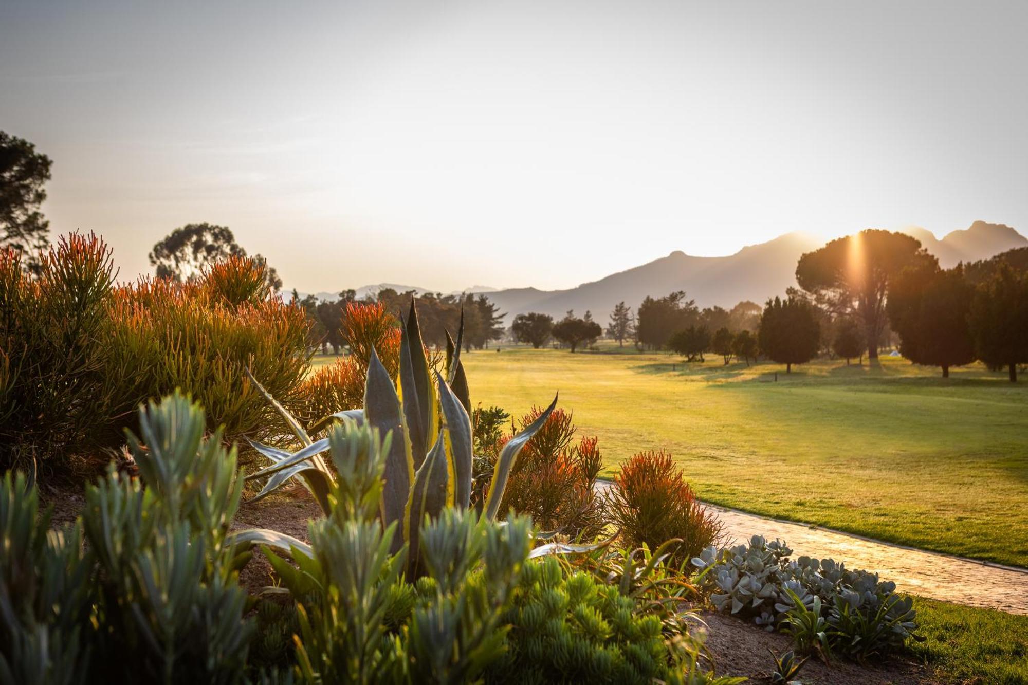 Hotel Devonvale Golf & Wine Estate à Stellenbosch Extérieur photo