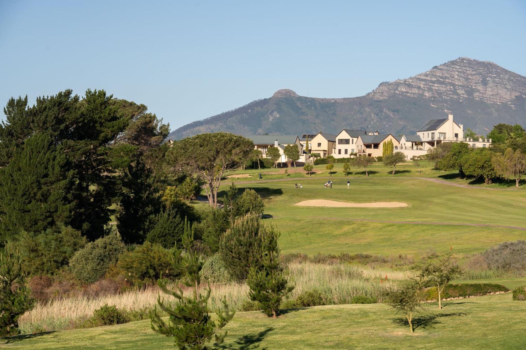 Hotel Devonvale Golf & Wine Estate à Stellenbosch Extérieur photo