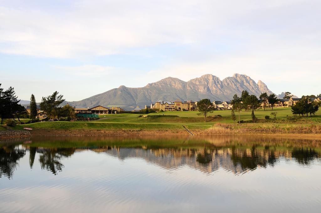 Hotel Devonvale Golf & Wine Estate à Stellenbosch Extérieur photo